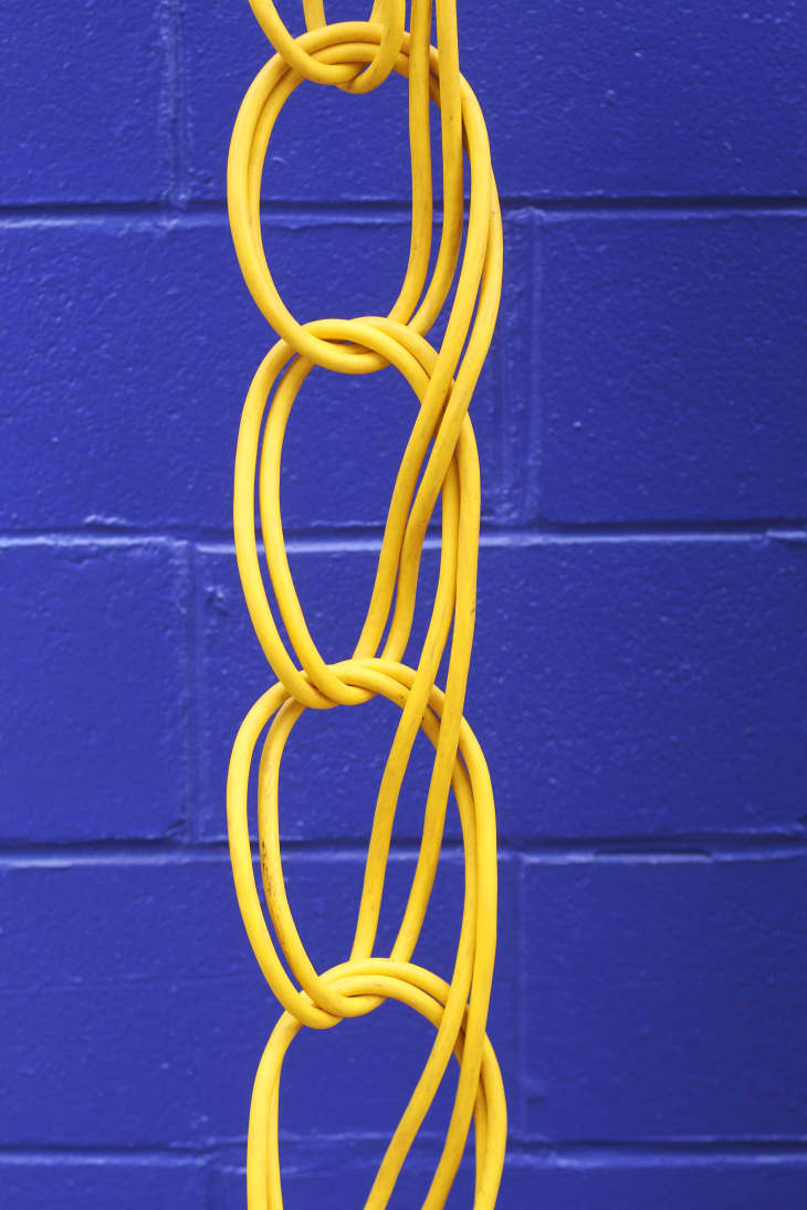 Best Ways to Wrap an Extension Cord for Storage Apartment Therapy