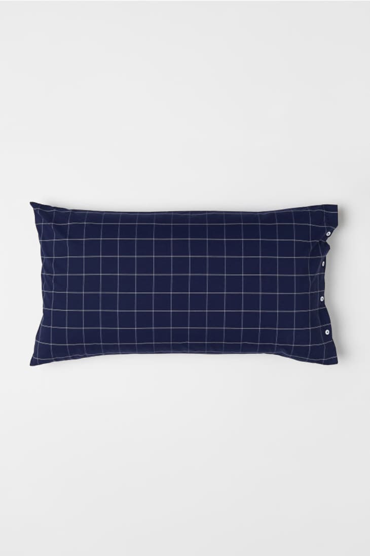 What is a Pillow Sham And How is it Different From a Pillowcase? Apartment Therapy