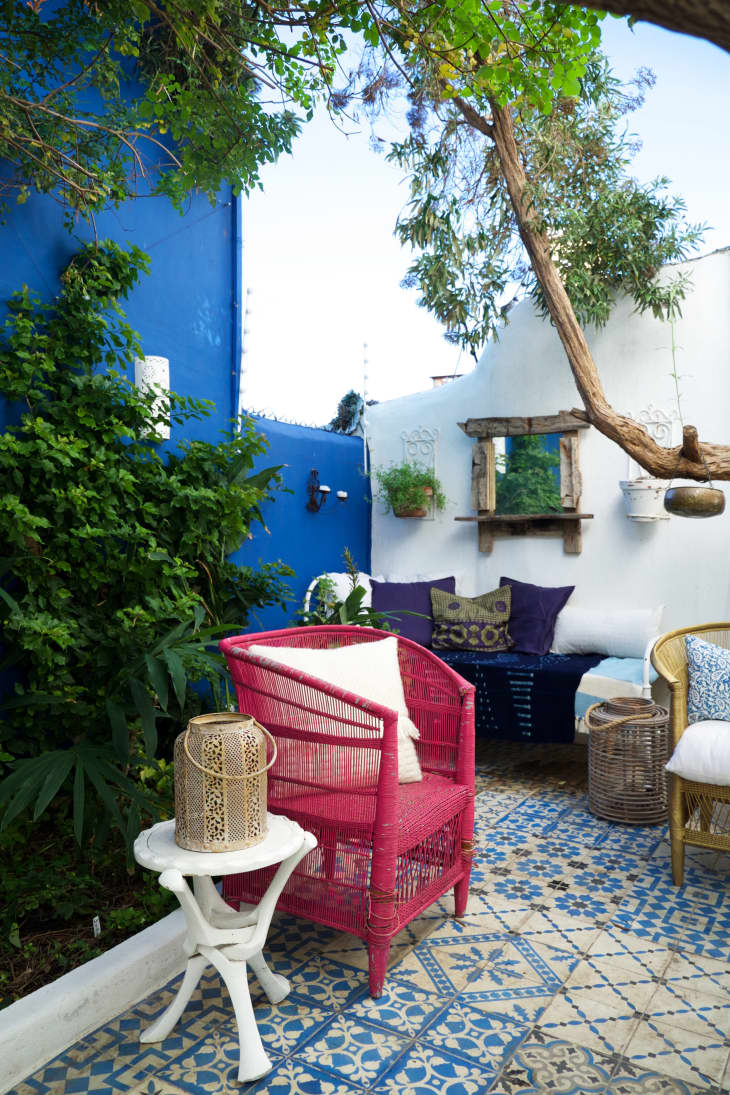 Colors That Go With Blue - Best Blue Complementary Colors | Apartment