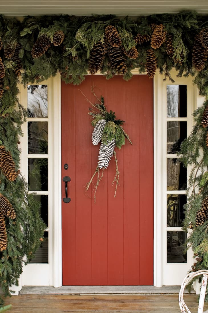 Beautiful Decorating Ideas For A Traditional Christmas 