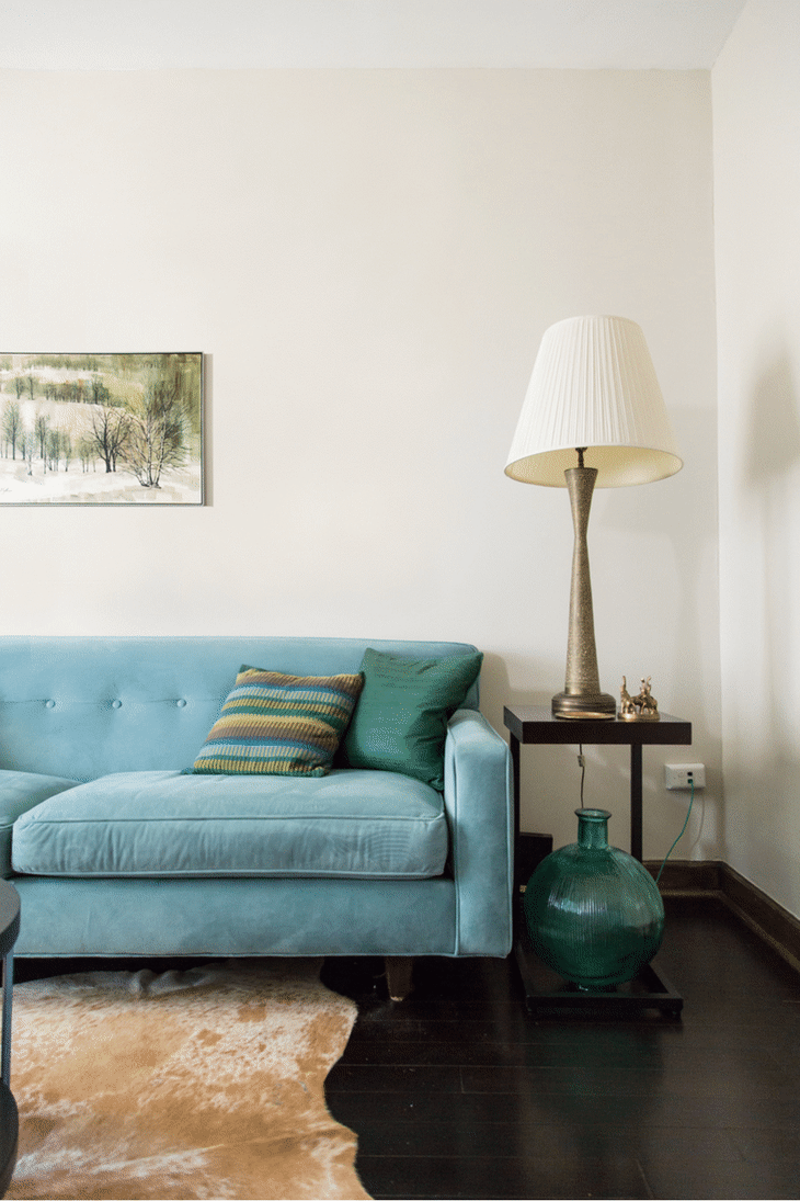 Art Hanging Mistakes to Avoid Illustrated by GIFs Apartment Therapy