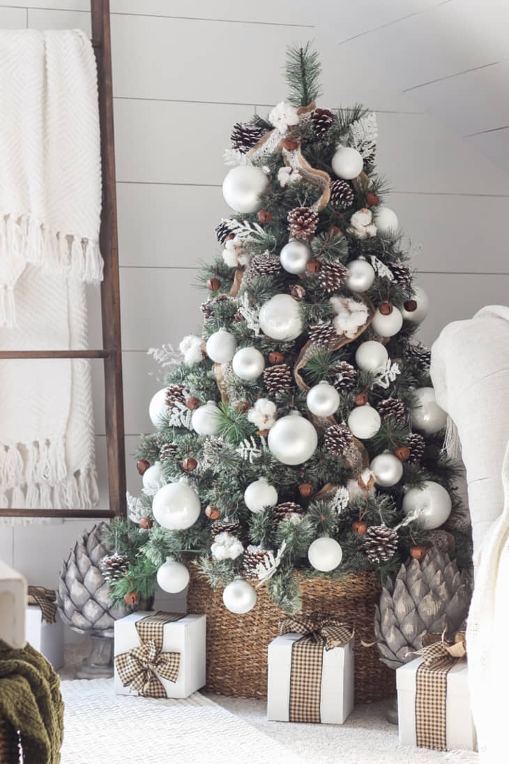 Christmas Tree Decorating Ideas to Try | Apartment Therapy