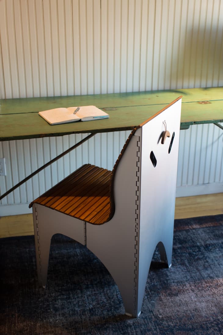 The Ollie Chair is a Small Space Wonder for Design Lovers Apartment