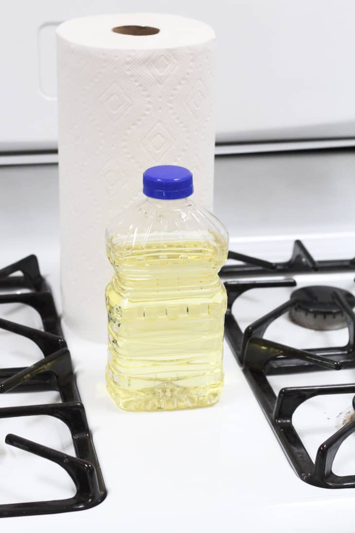 How To Green Clean Grease From Kitchen Surfaces Apartment Therapy