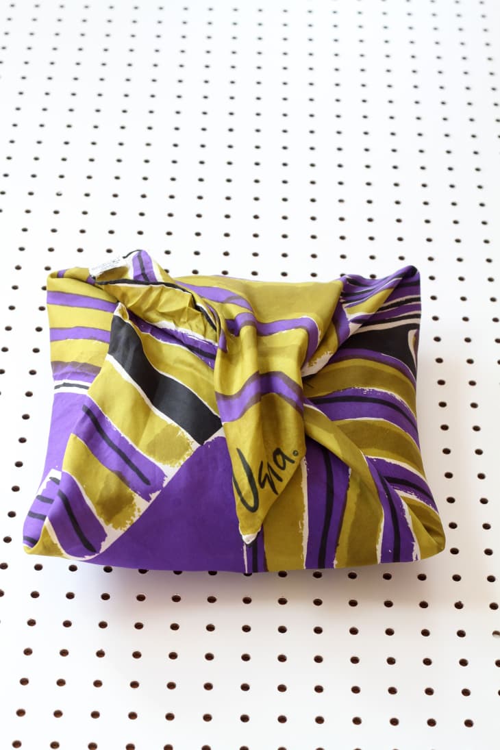 How To Make Vintage Scarf Pillow Covers No Sewing Needed! Apartment