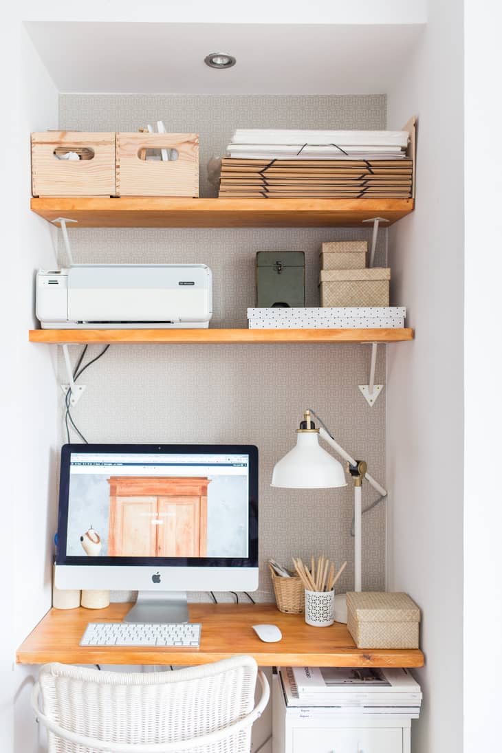 A Clean and Simple Office Nook | Apartment Therapy