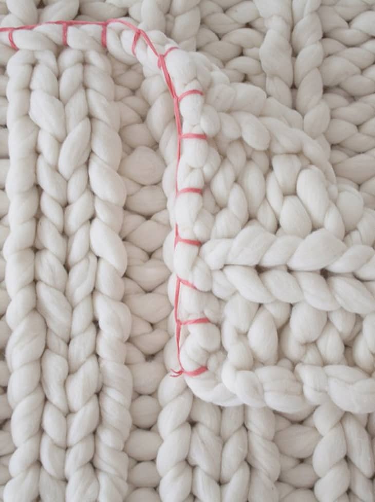 How To DIY Chunky Wool Blankets Apartment Therapy