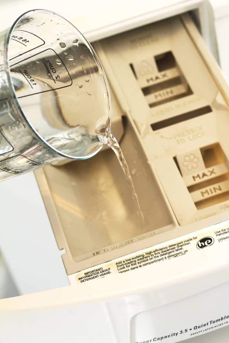 Stop the Smell How to Clean a FrontLoading Washing Machine Apartment Therapy