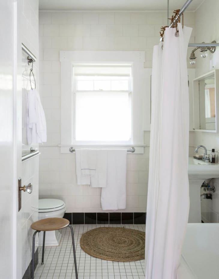 Bathroom Makeovers For Renters Apartment Therapy