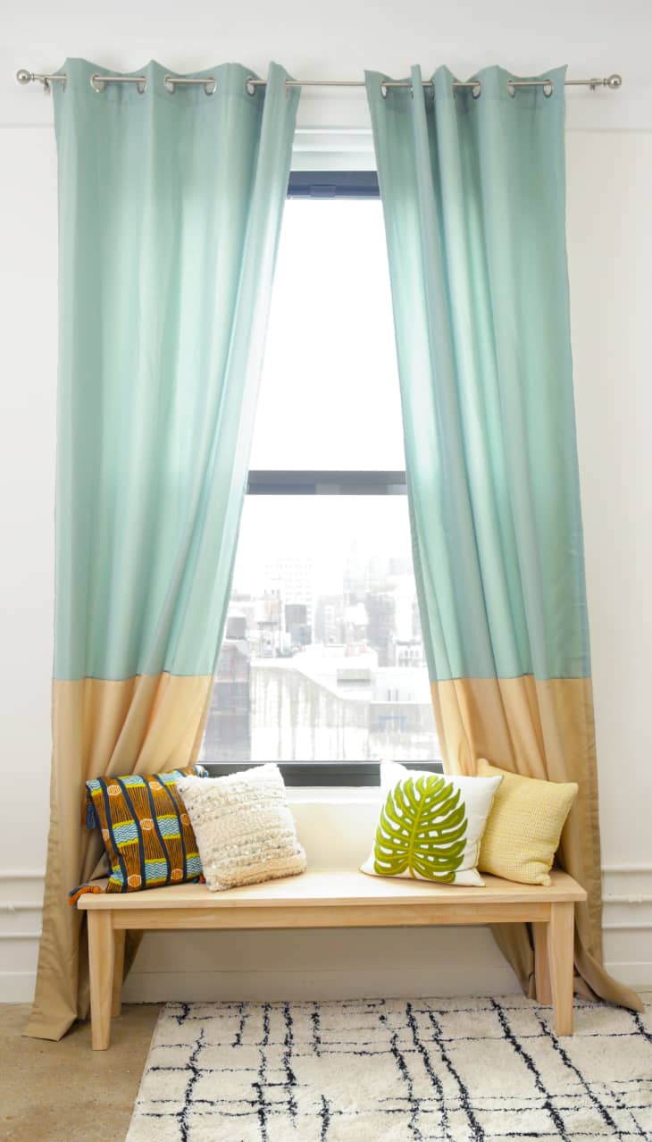 Hanging drapes outlet