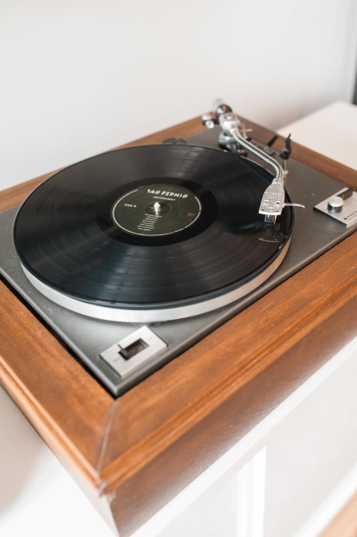 DIY Custom Record Player Resources Apartment Therapy