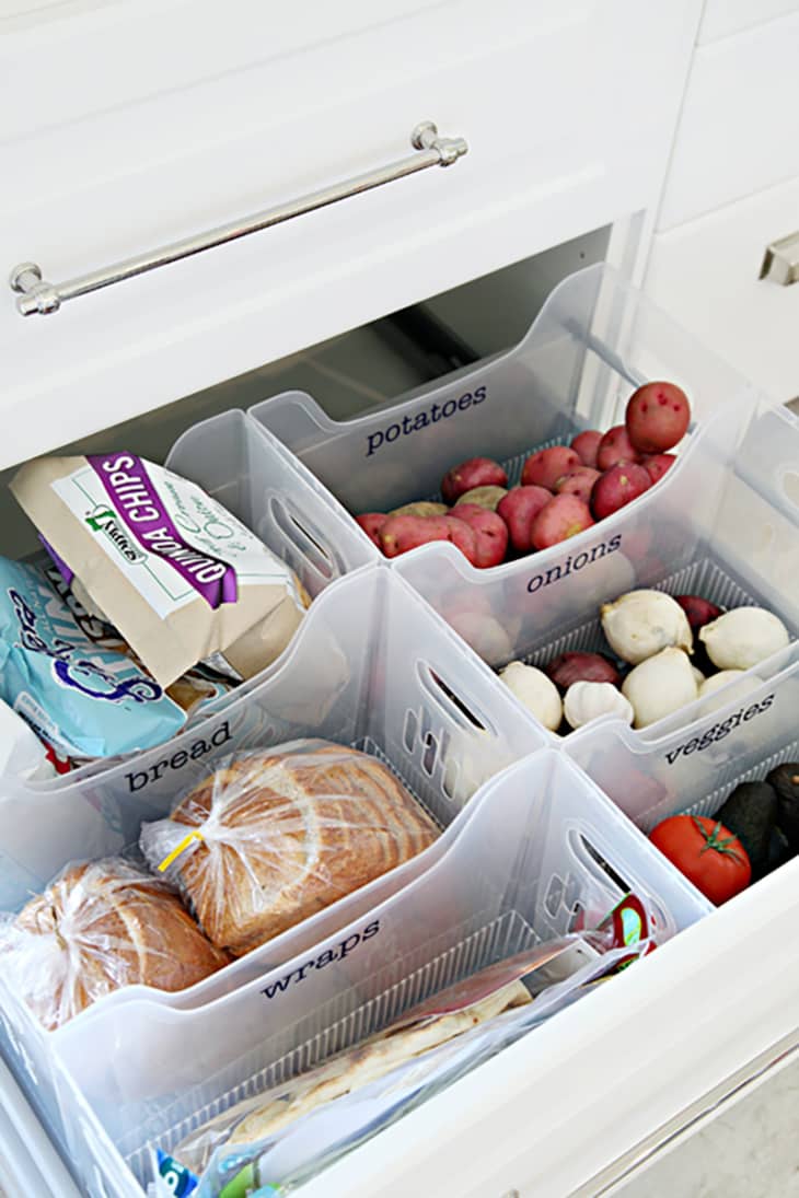 11 Ways to Organize a Kitchen Without Many (or Any!)