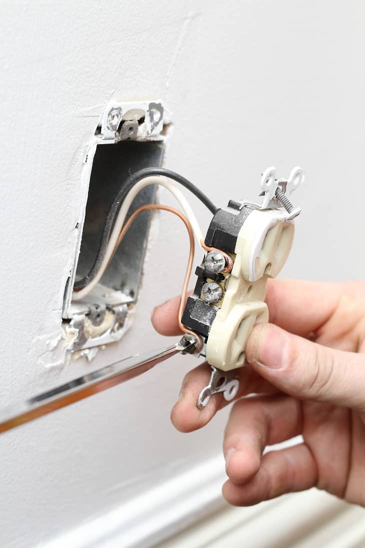 How To Replace an Electrical Outlet Apartment Therapy