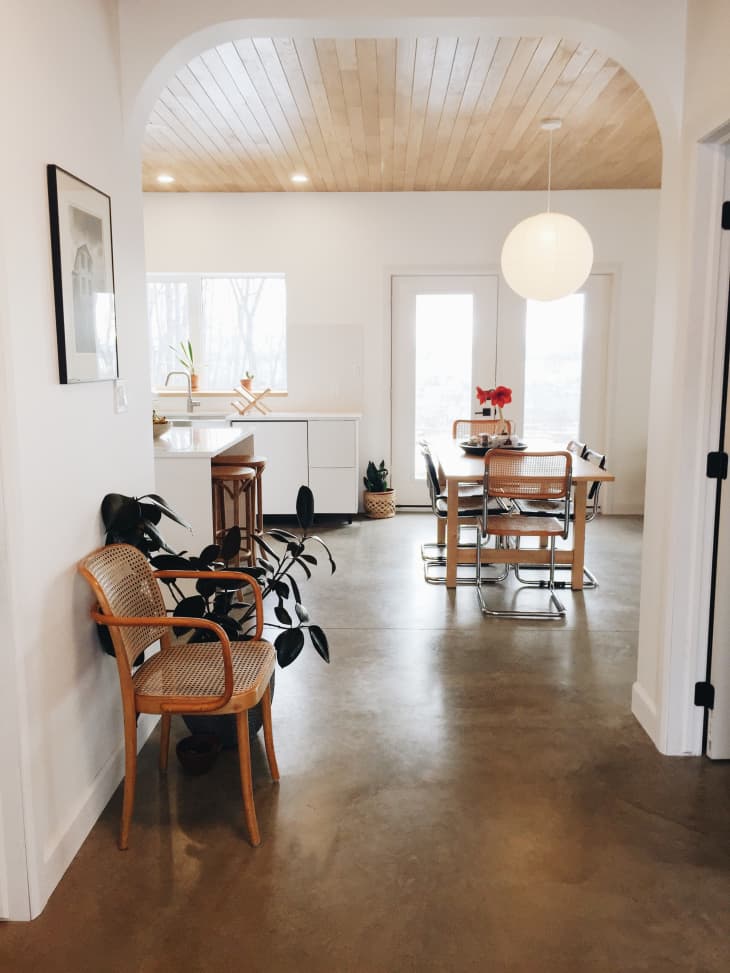 Curated visual reference: Fresh Look at Modern And Minimal Off Grid Passive House Tour