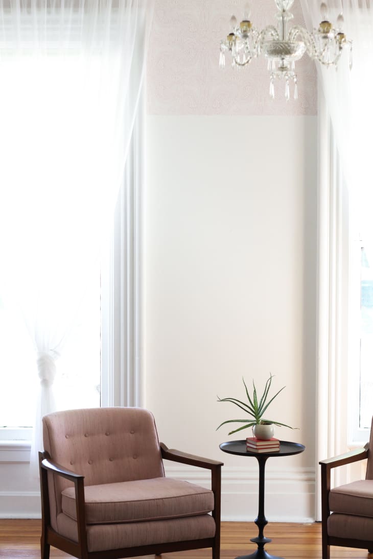 How to Remove & Reuse Temporary Wallpaper Apartment Therapy