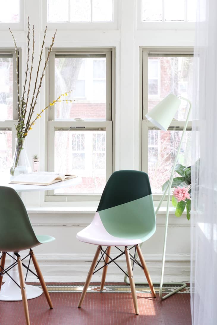 How to Spray Paint Plastic in 5 Easy Steps Apartment Therapy