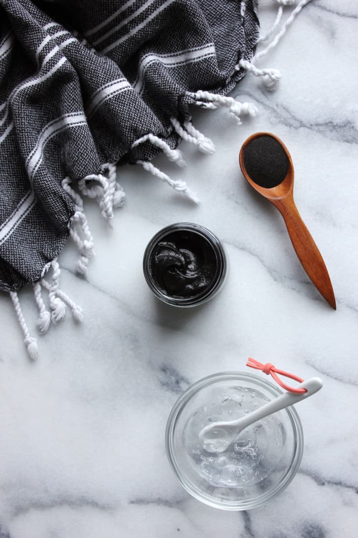How to Make a Charcoal and Aloe Cleansing Face Mask Apartment Therapy