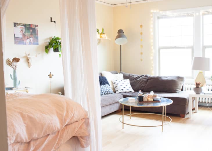House Tour: Seattle Jewelry Designer's Studio Apartment | Apartment Therapy