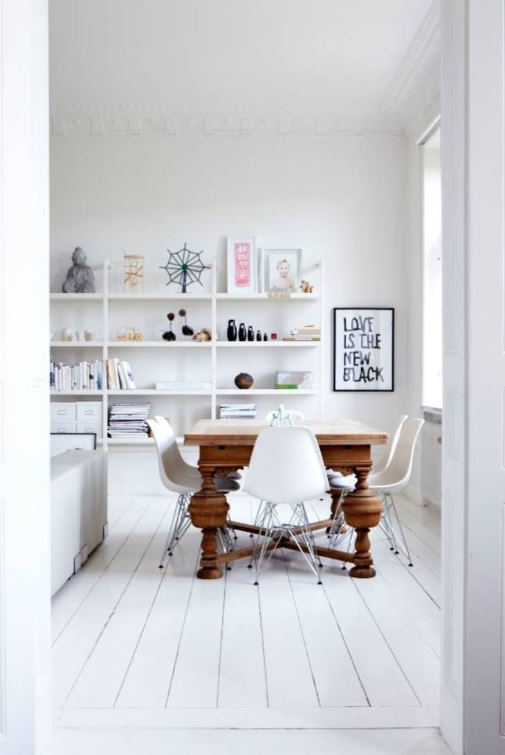 Look We Love Traditional Table Plus Modern Chairs Apartment Therapy