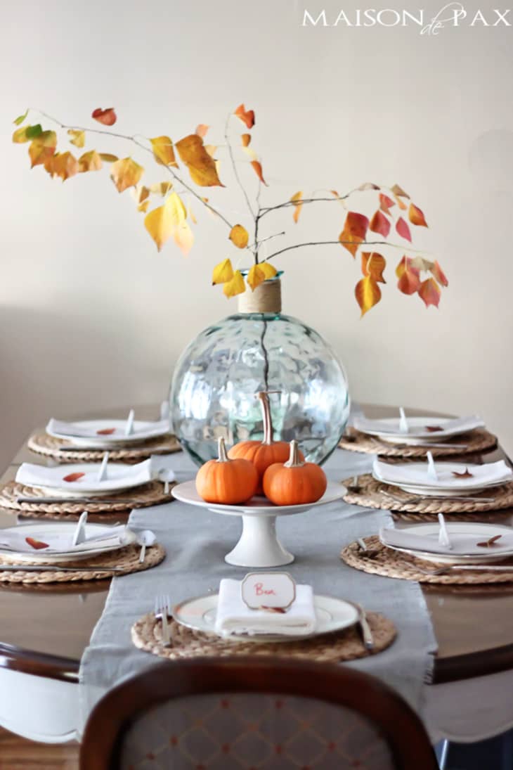 Modern Apartment Thanksgiving Ideas for Simple Design