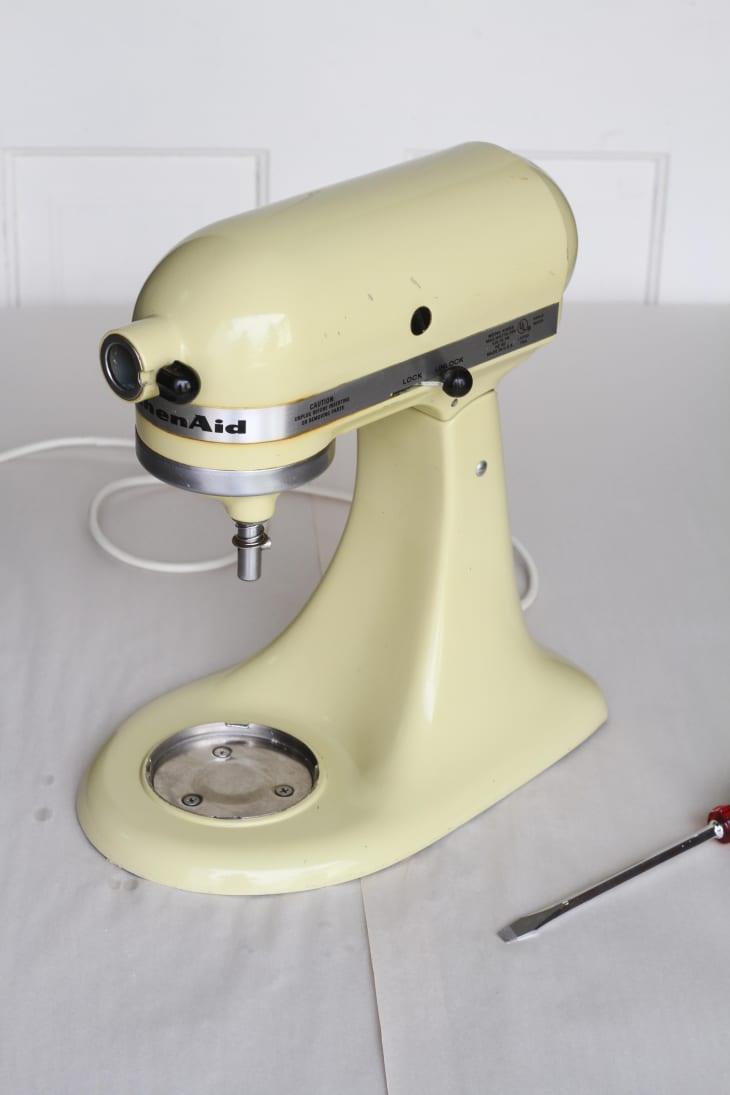 How To Paint A KitchenAid Mixer A New Color Apartment Therapy   A40dd4b538f7fa041dc5c692cdf2c3f9fb3cef2b