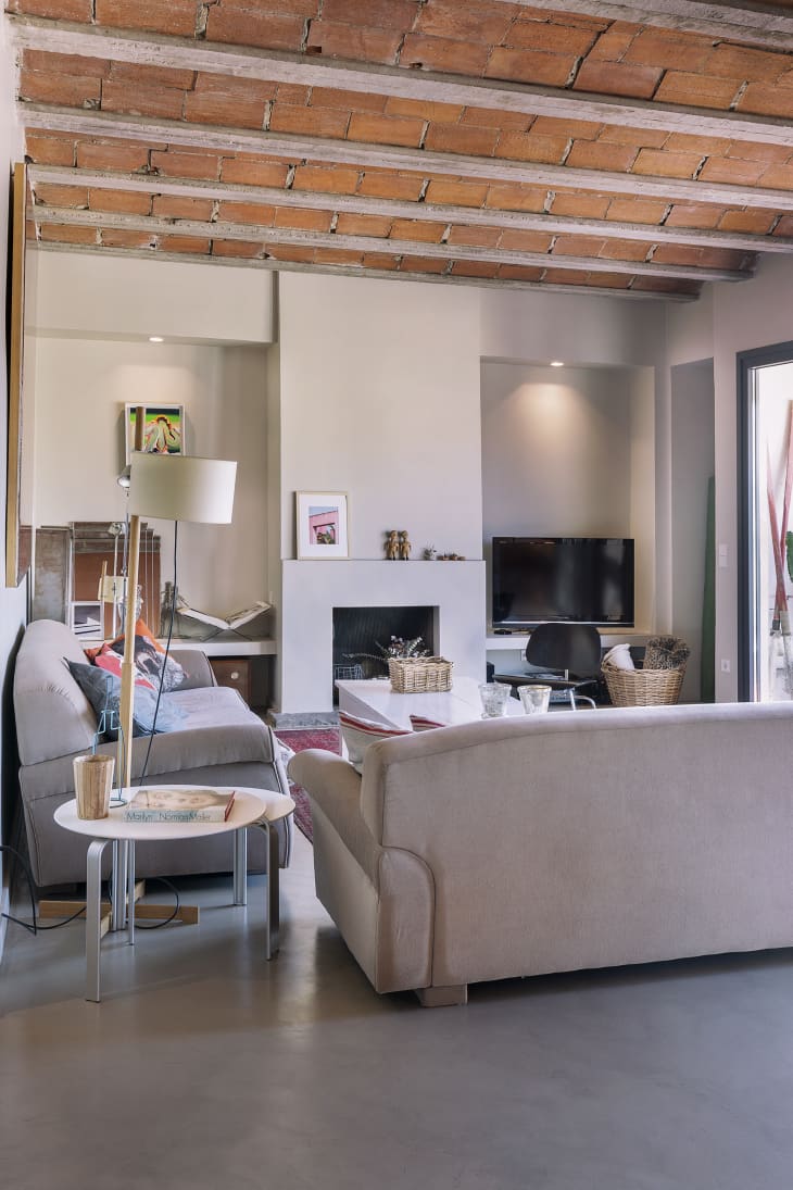 Modern and Renovated Apartment in Spain | Apartment Therapy