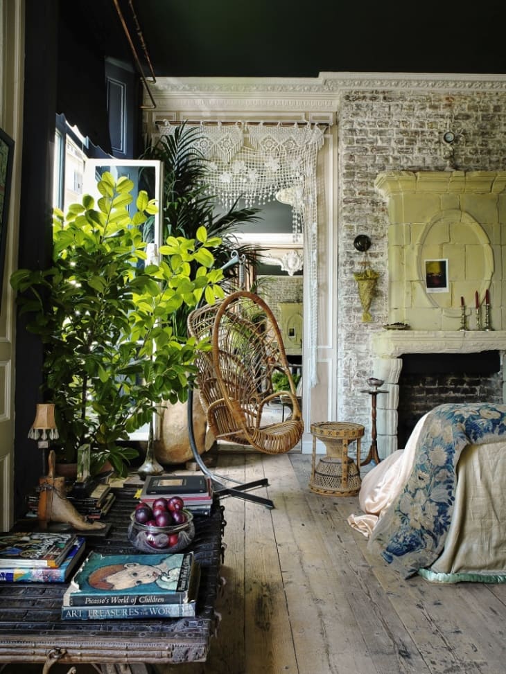 European Style Meets Bohemian Chic in a London Apartment Apartment