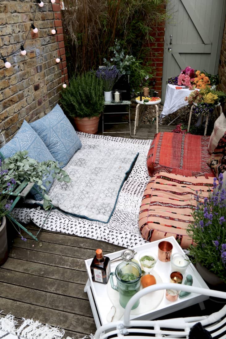 Bohemian Decor Ideas for Outdoor Patio Space | Apartment Therapy