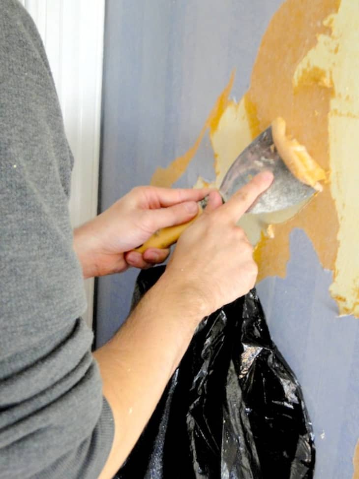 How To Remove Wallpaper Easy, Quick Method Apartment Therapy