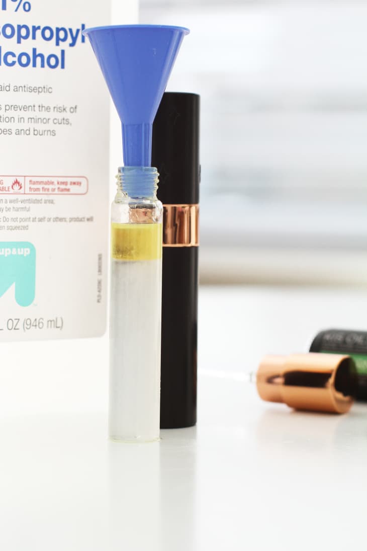 How to Make DIY Poo Pourri Toilet Spray Apartment Therapy