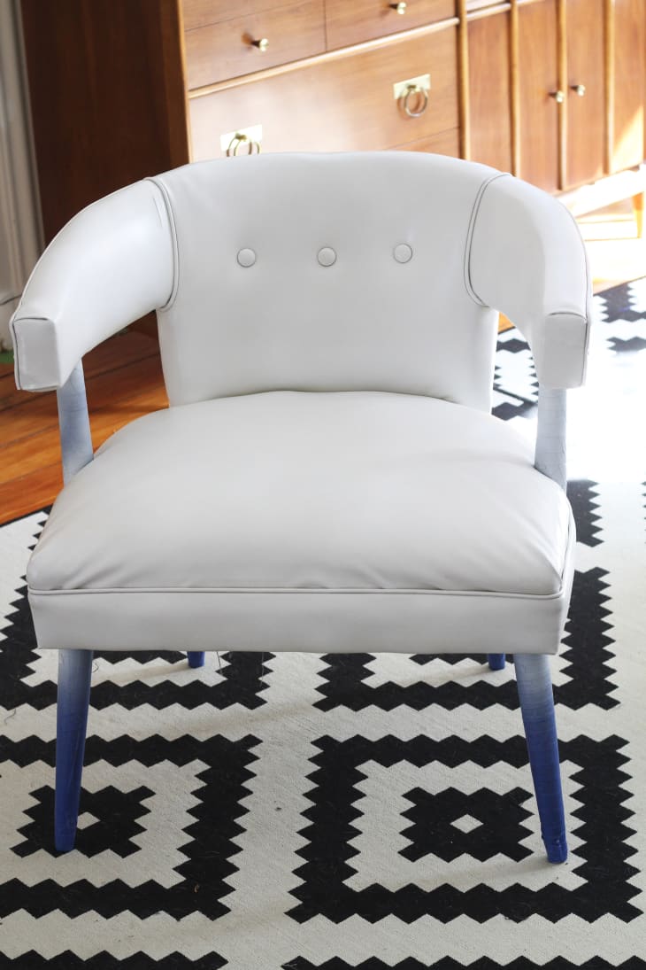 How To Spray Paint Vinyl Upholstery Apartment Therapy
