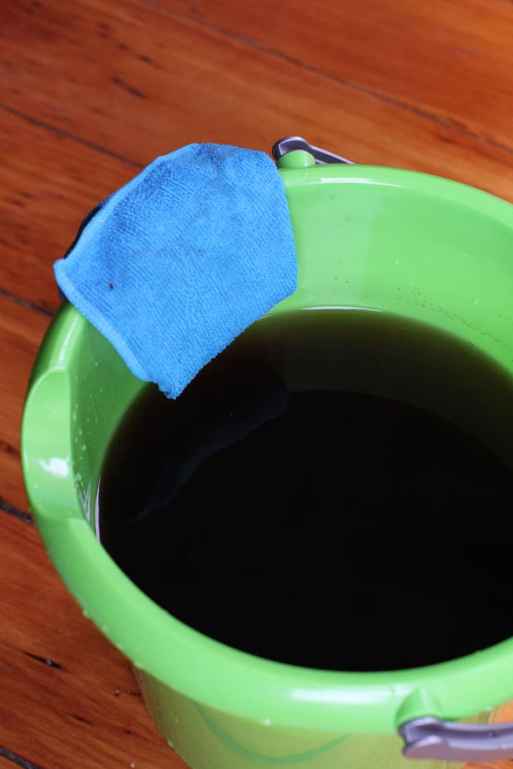 How To Clean Hardwood Floors with Black Tea | Apartment Therapy