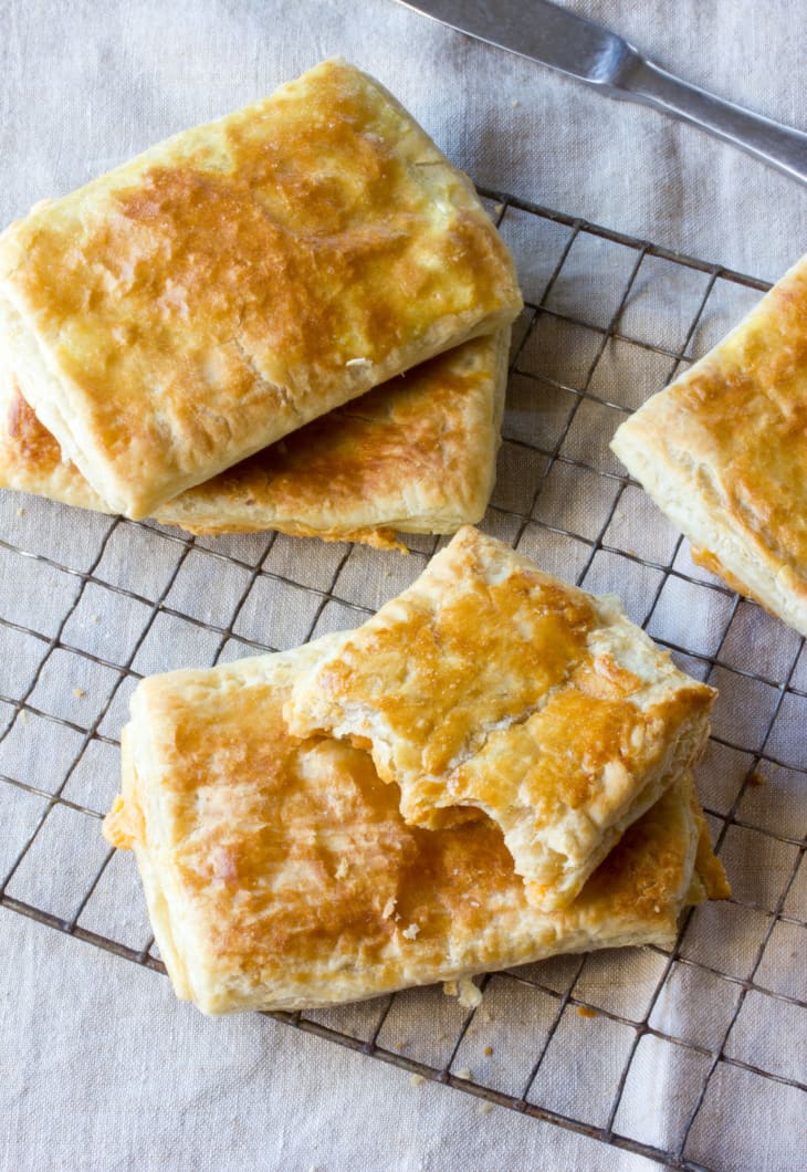 Freezer Recipe: Grown-Up Prosciutto & Cheddar Hot Pockets | The Kitchn