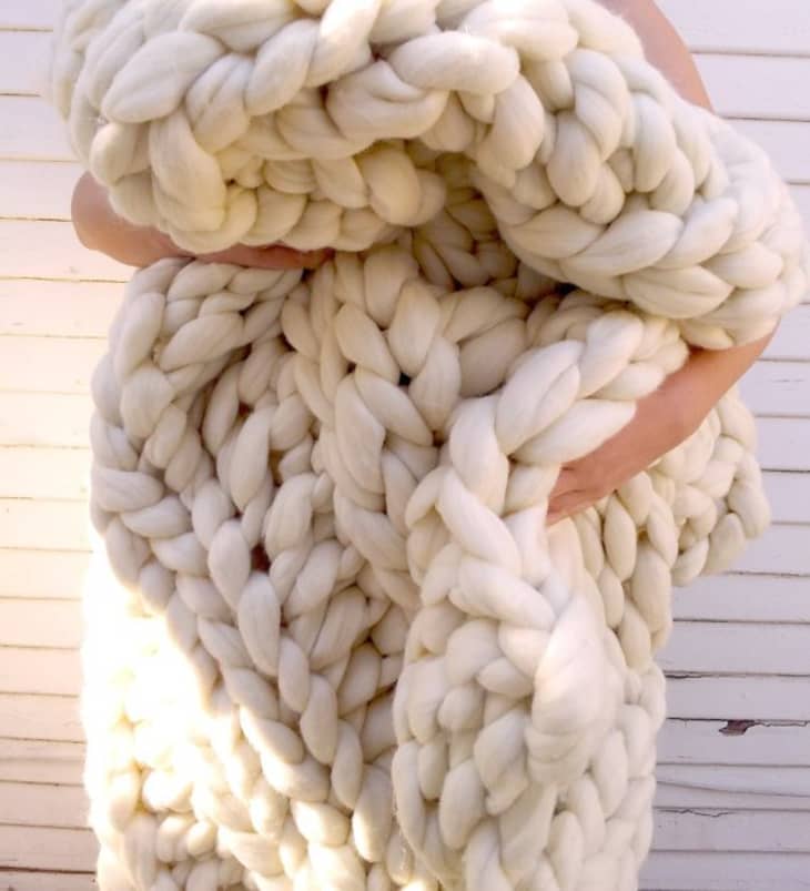 Bulky knit online throw