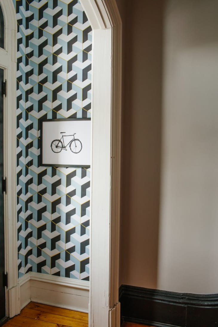 Renter Friendly Wallpaper Removable Graphic Wallpaper Apartment Therapy