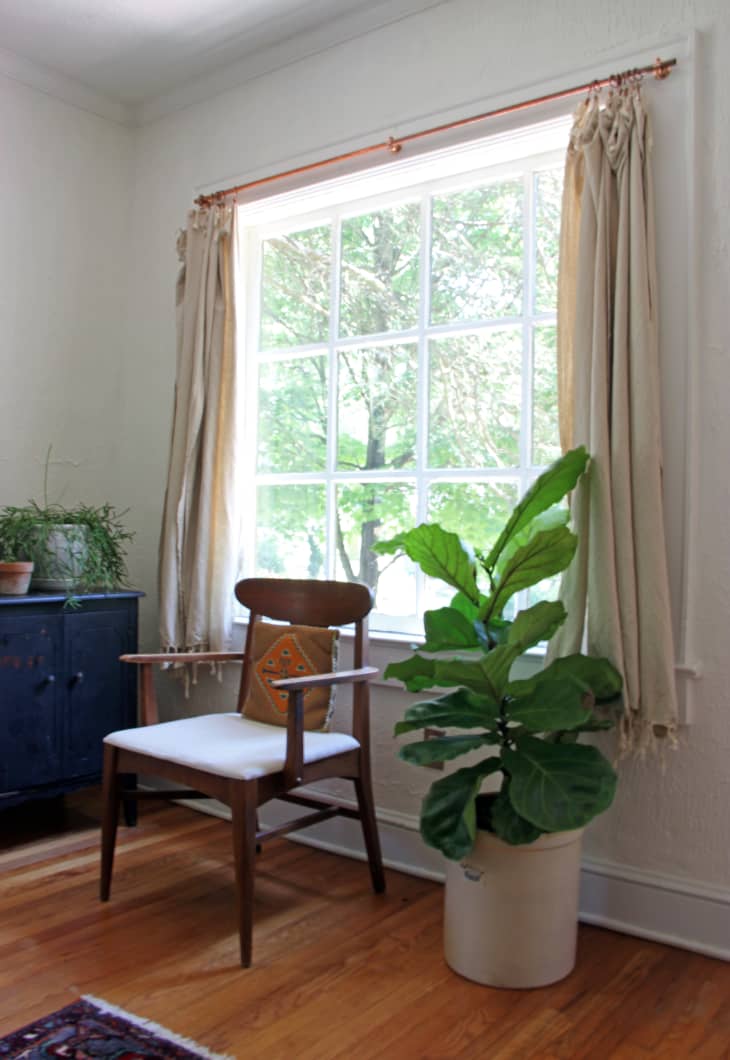 Affordable & Easy Copper Pipe Curtain Rod Tutorial Apartment Therapy