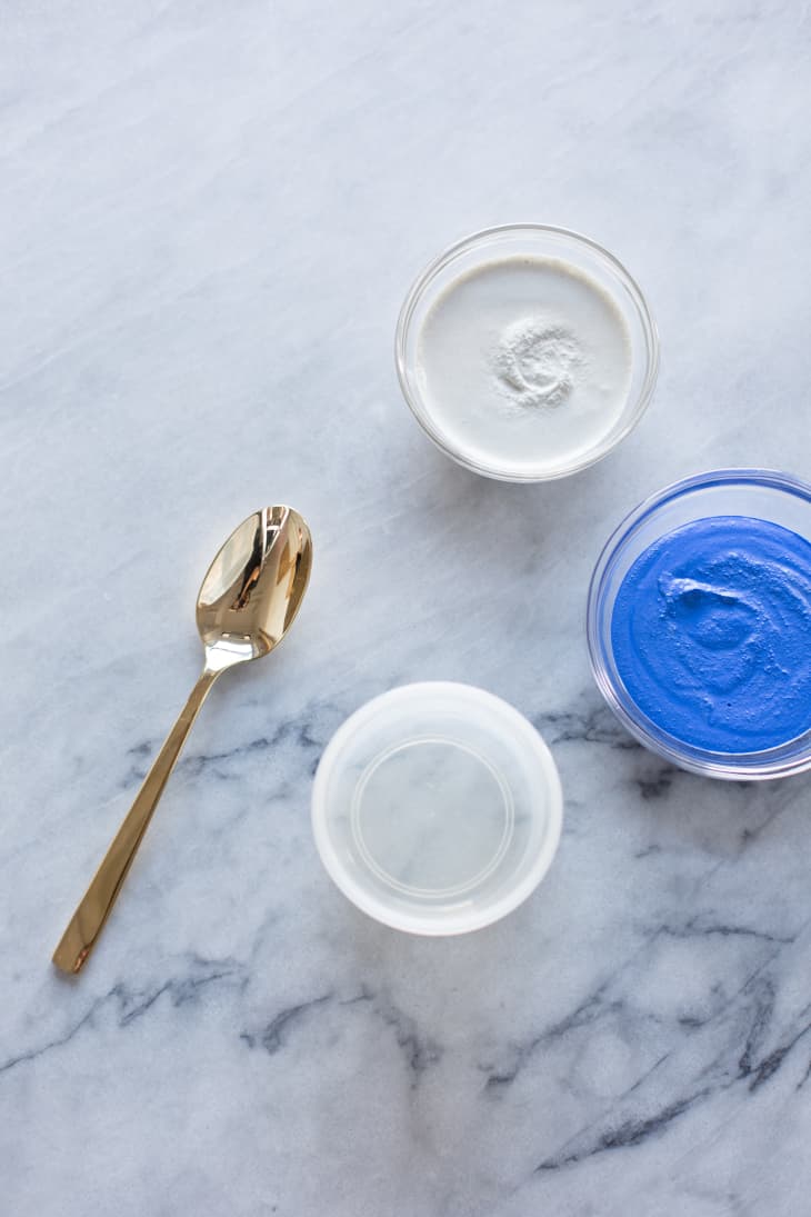 Easy Cool DIY Make Marbled & Ombre Concrete Planters Apartment Therapy