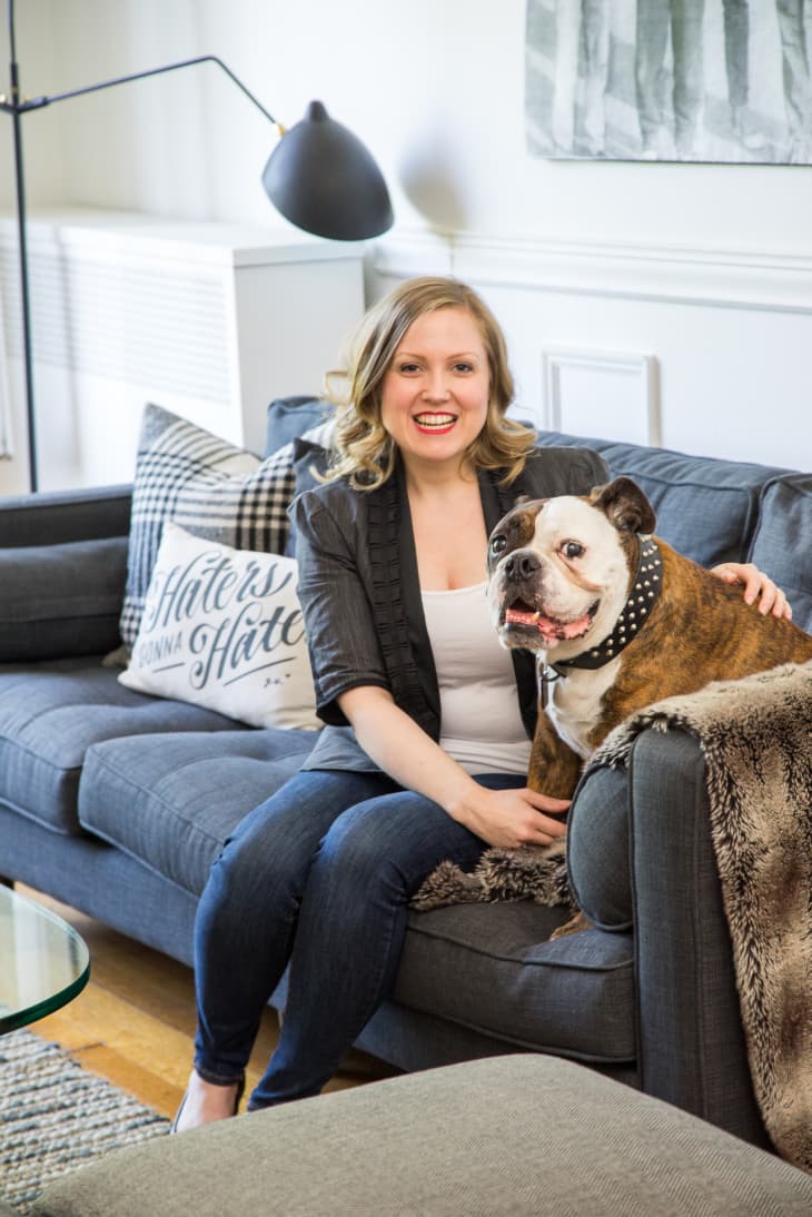 Morty the Bulldog’s Remarkable Riverside Retreat | Apartment Therapy