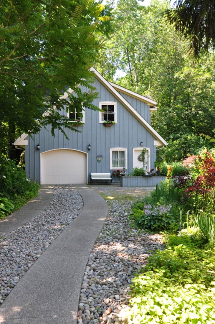 5 Ways to Make a CookieCutter Suburban House Stand Out Apartment Therapy