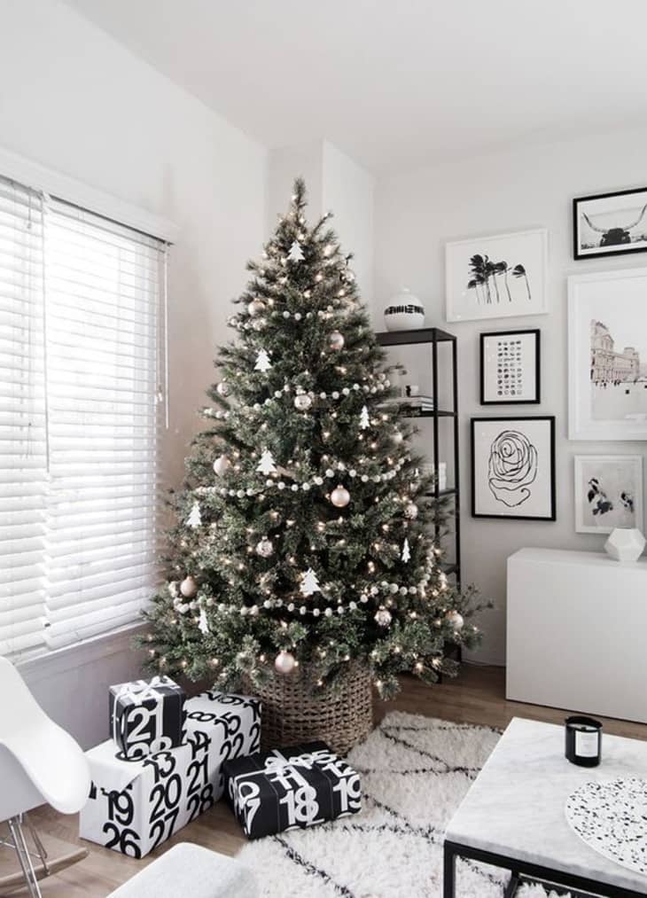 Christmas Tree Decorating Ideas To Try | Apartment Therapy