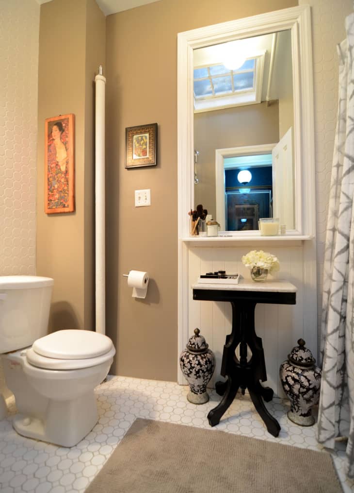 Windowless Bathrooms: 9 That Aren’t Bad at All (And Why!) | Apartment ...