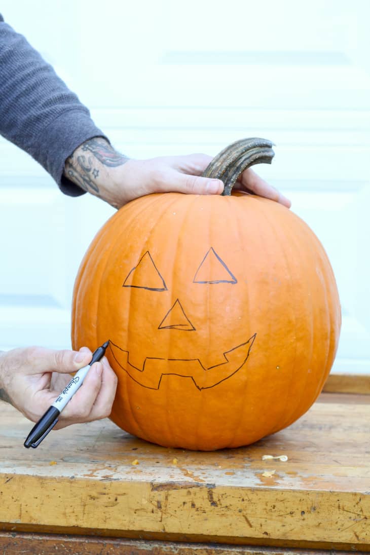 Easiest Way To Carve A Pumpkin