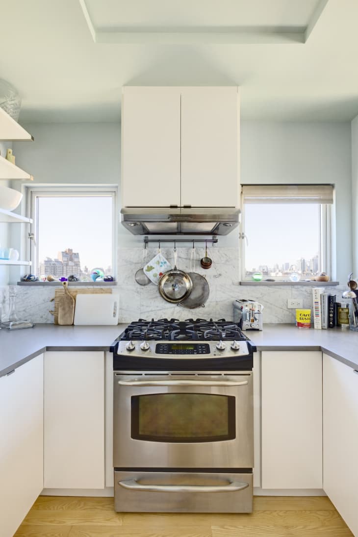 Before & After: A Really Dark Brooklyn Kitchen Lightens Up | Apartment ...