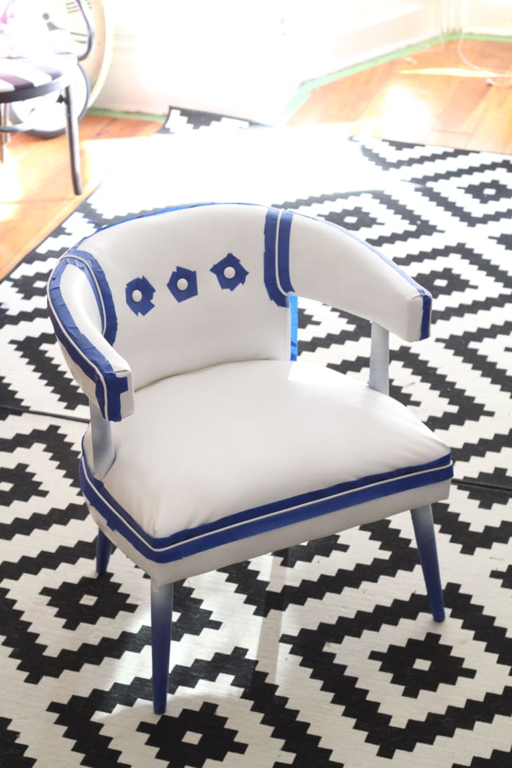 How To Spray Paint Vinyl Upholstery Apartment Therapy