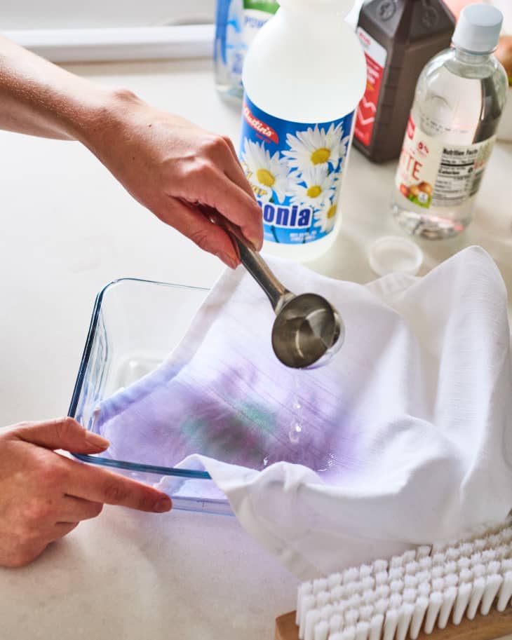 Martha Stewart's Red Wine Stain Removal Method Review Apartment Therapy