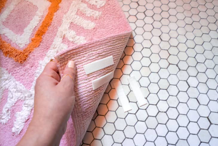 How to make a outlet bath mat non slip