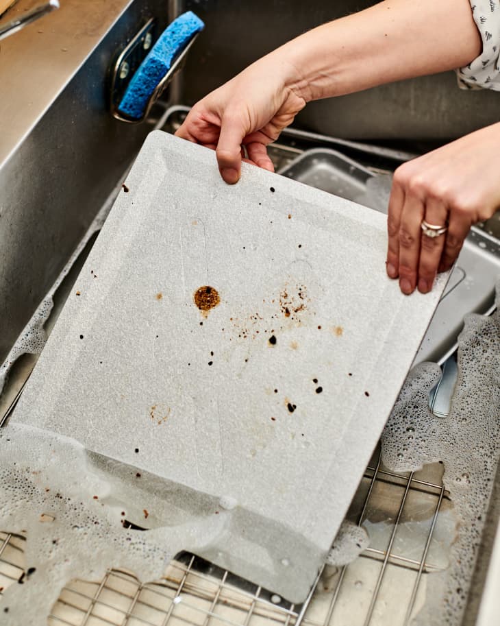 How to Clean a Toaster Oven (Step by Step with Photos) Apartment Therapy