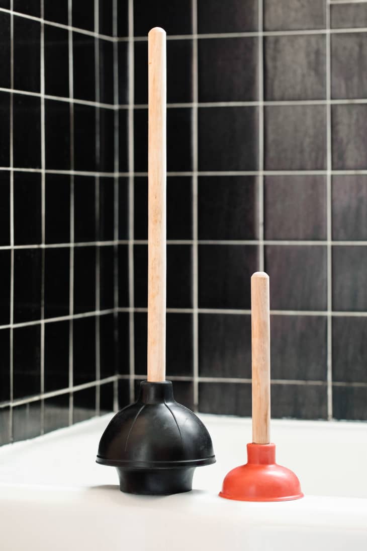 Flange Plunger vs. Toilet Plunger Here's What to Use on Your Toilet