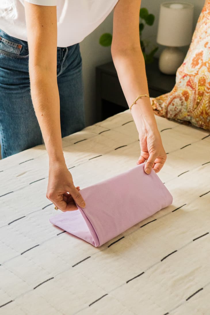 how-to-fold-a-shirt-apartment-therapy