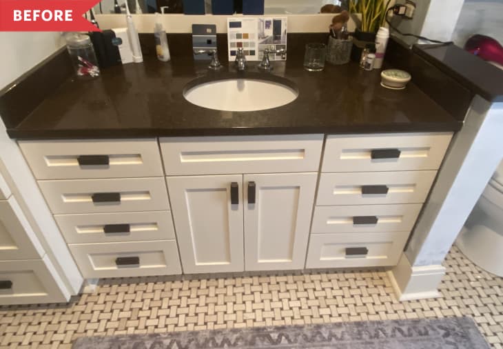 White Bathroom With Dark Countertops Everything Bathroom